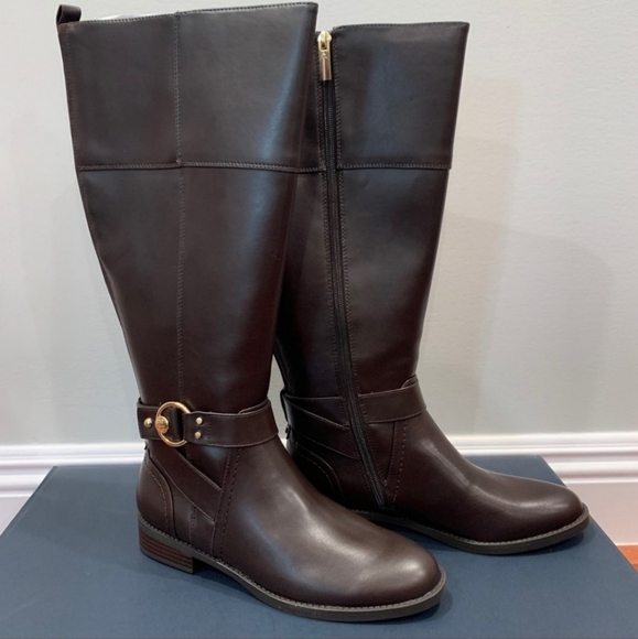 Tommy Hilfiger riding boots (7.5 wide calf) - Picture 5 of 7